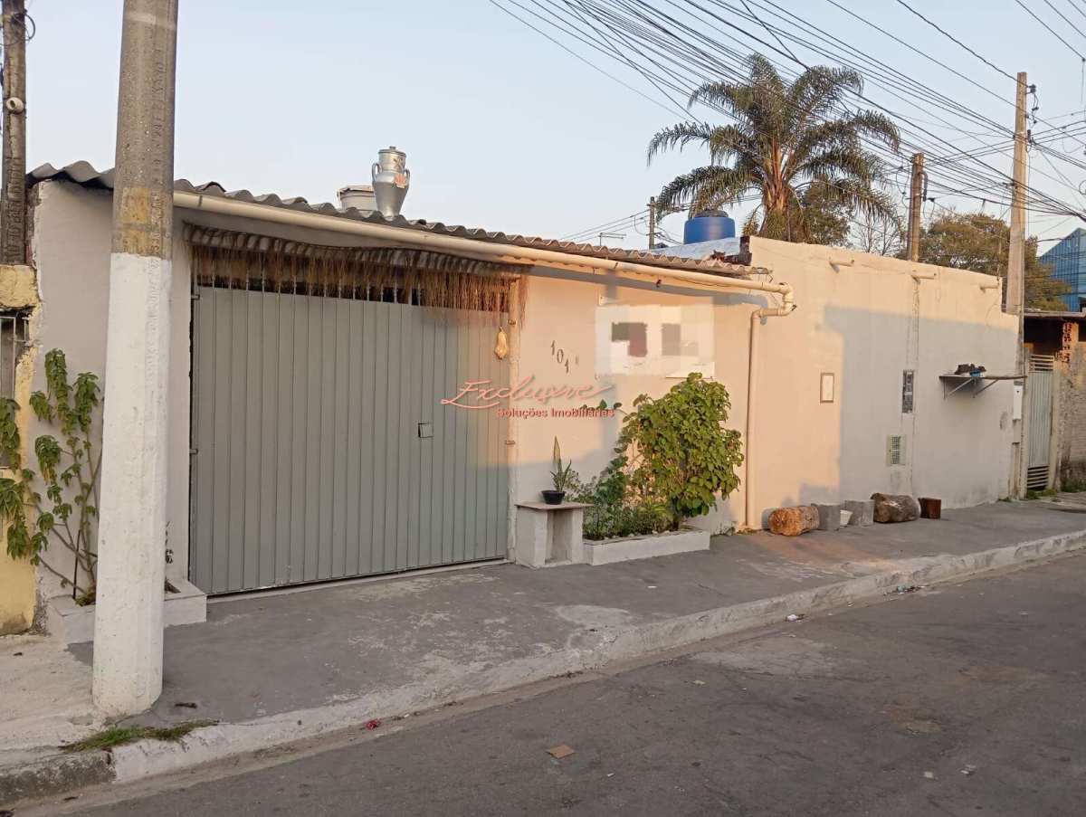 Casa à Venda – Calmon Viana, Poá/SP - Cristina Cavalcanti