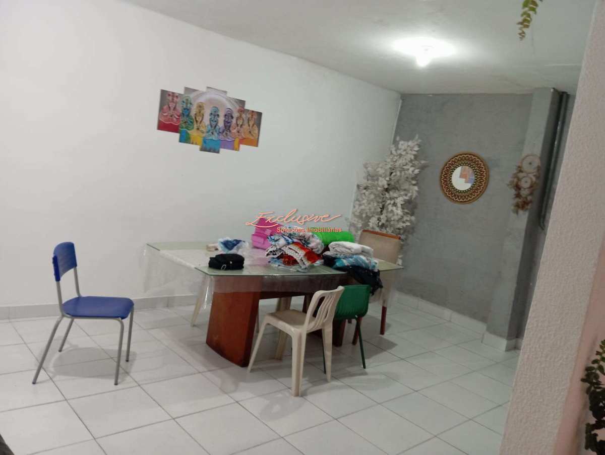 Casa à Venda – Calmon Viana, Poá/SP - Cristina Cavalcanti