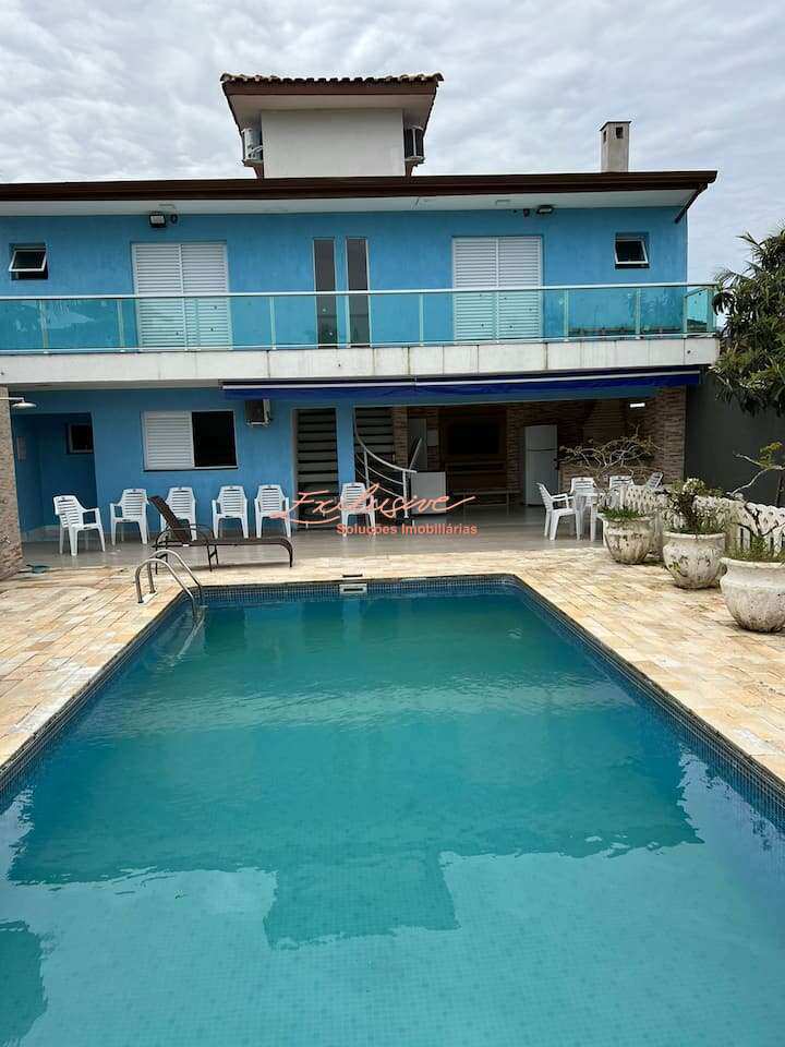 Casa com Piscina no Condomínio Morada da Praia – 500m da Praia | 330 m² Construídos | 6 Vagas - Cristina Cavalcanti