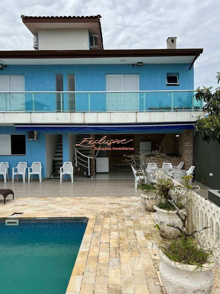 Casa com Piscina no Condomínio Morada da Praia – 500m da Praia | 330 m² Construídos | 6 Vagas - Cristina Cavalcanti