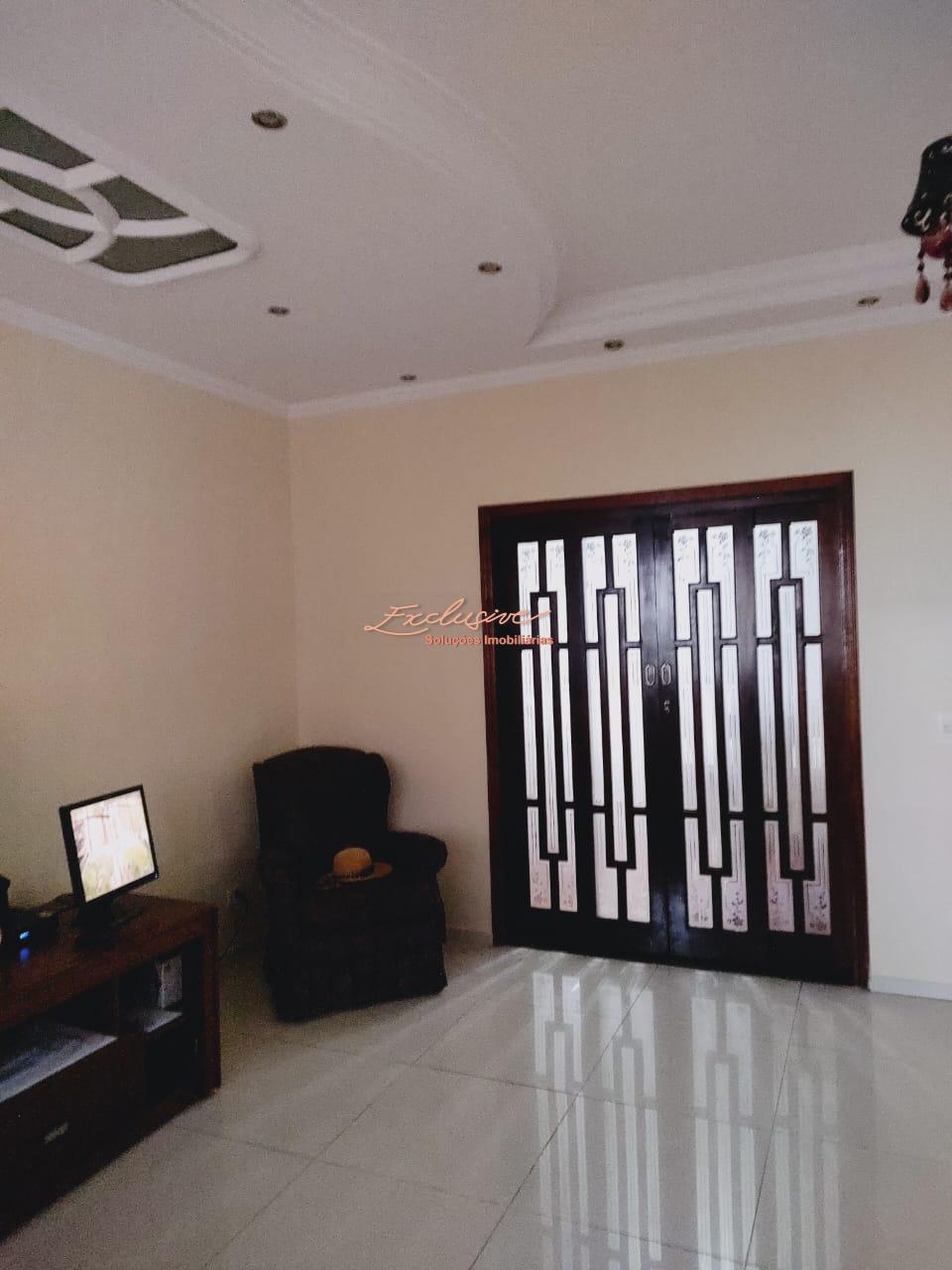 Casa - Fonte Aurea, Poá - Cristina Cavalcanti