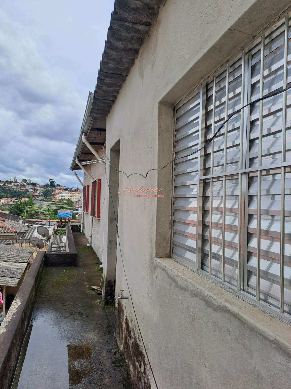 Casa no centro de Poá - Cristina Cavalcanti