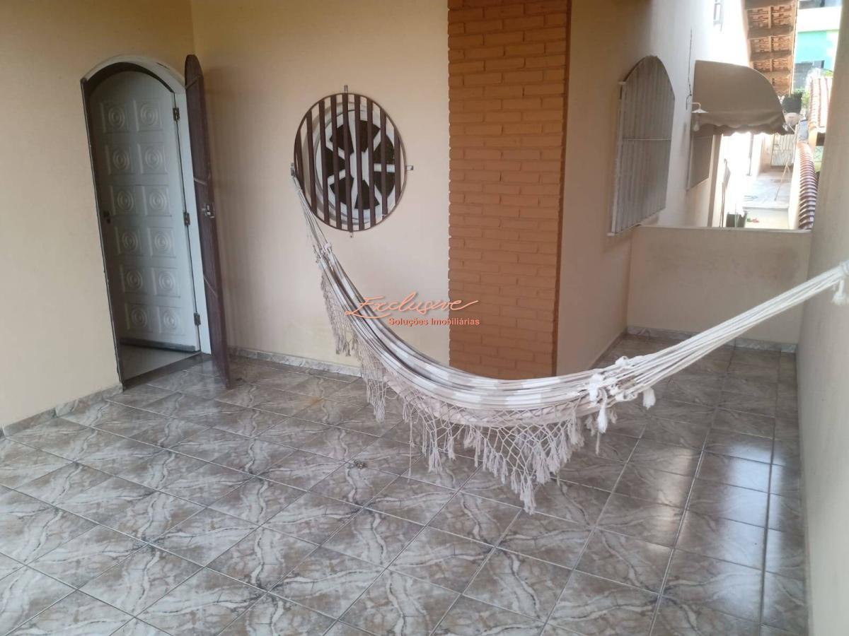 Casa - Vila Júlia, Poá - Cristina Cavalcanti