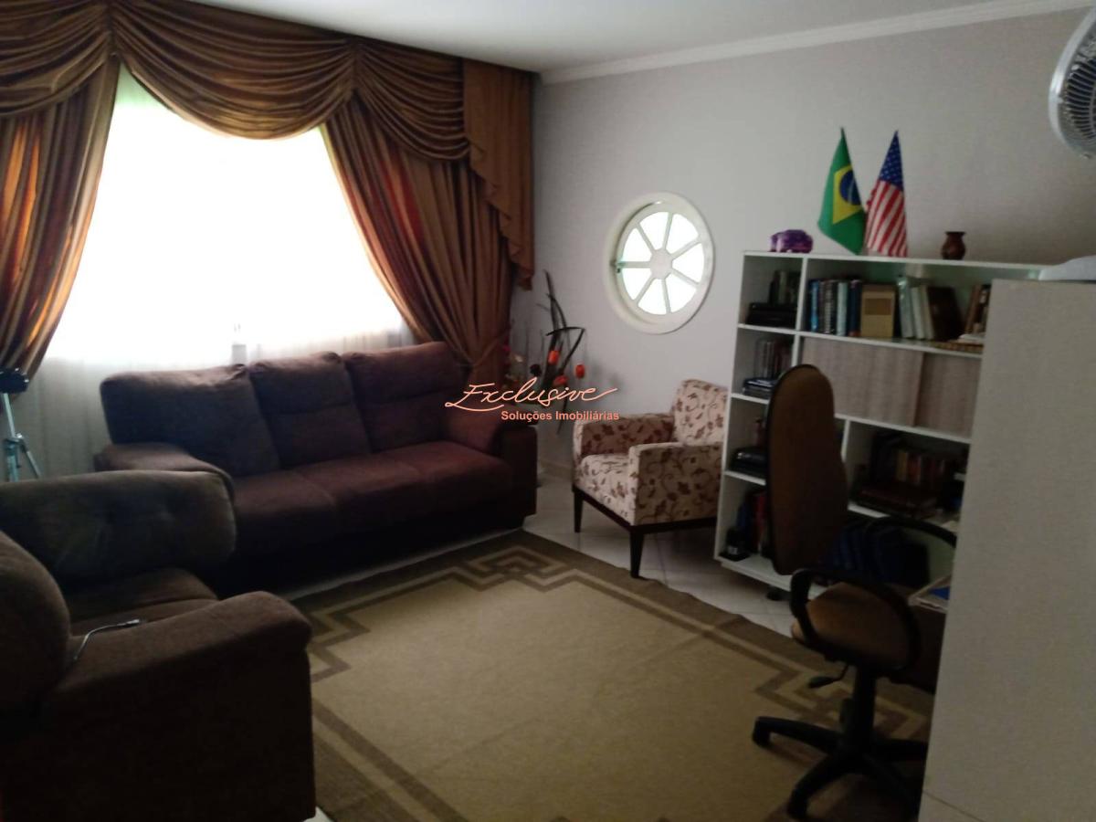 Casa - Vila Júlia, Poá - Cristina Cavalcanti