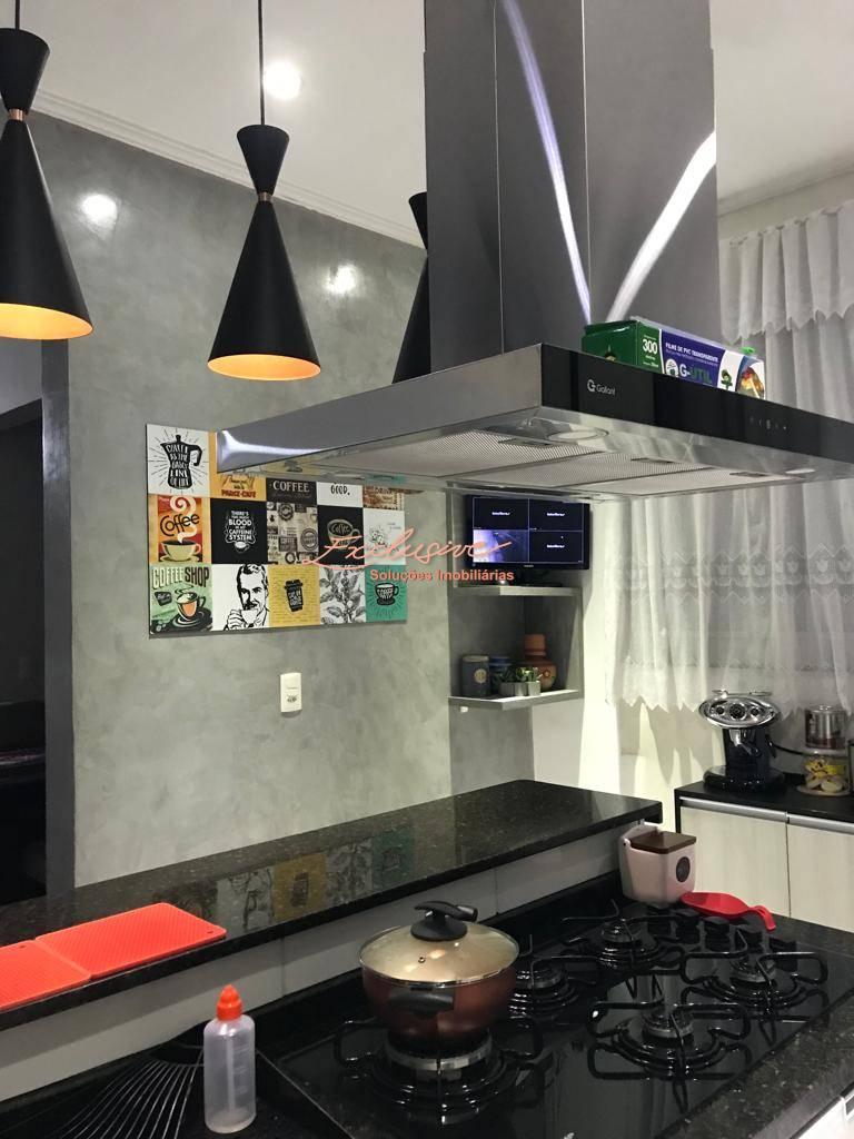 Casa - Vila Miranda, Itaquaquecetuba - Cristina Cavalcanti