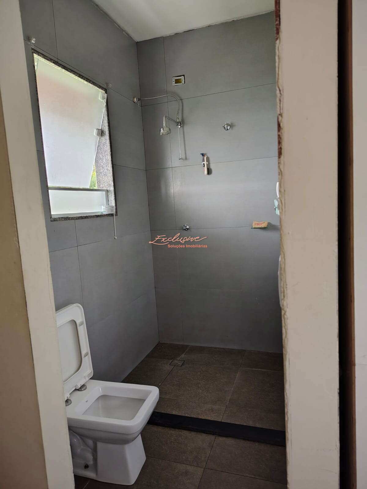 Chácara Completa em Mogi das Cruzes | Piscina, Campo de Futebol, 3 Dormitórios e 10 Vagas - Cristina Cavalcanti