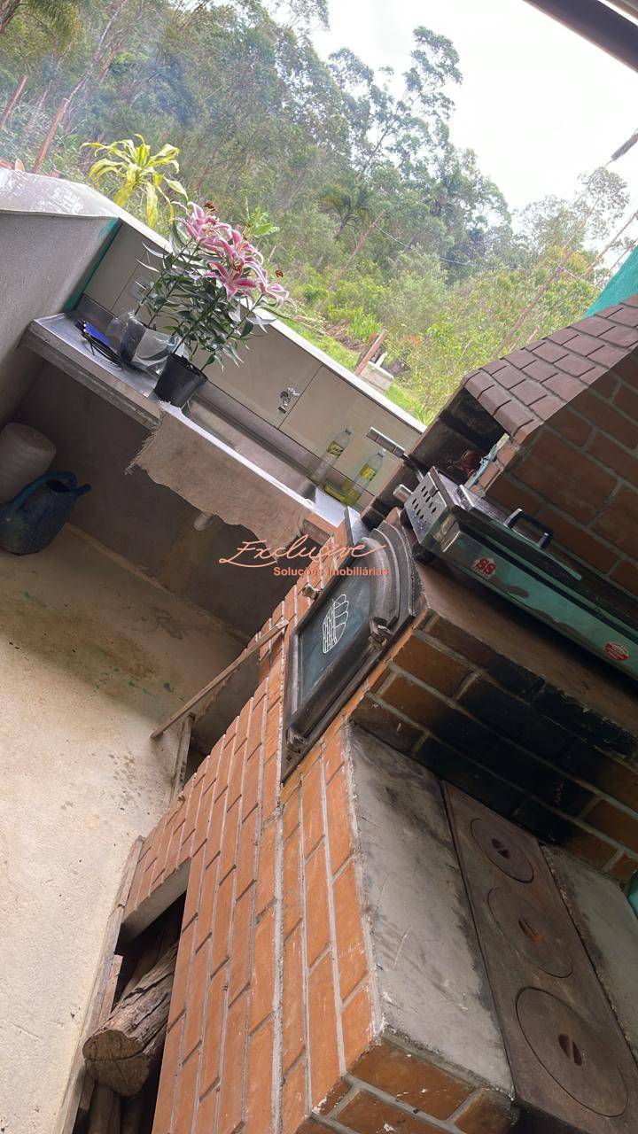 Chácara em Quatinga - Mogi das Cruzes - Cristina Cavalcanti