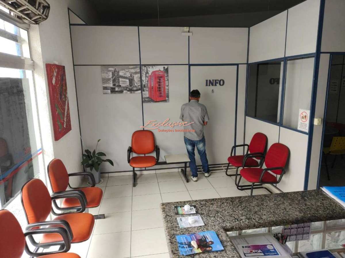 Galpão com Salas – Centro de Poá - Cristina Cavalcanti