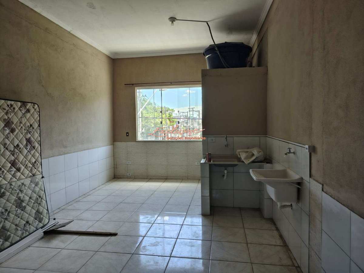 Kitnets para Locação – Calmon Viana / Poá - Cristina Cavalcanti